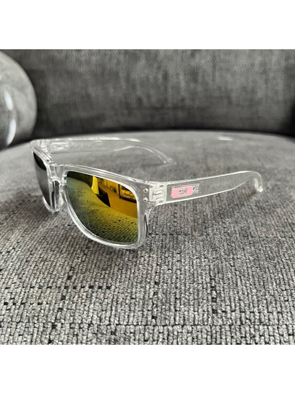 Oakley Holbrook Sunglasses 009102 Reflective Gold Lenses - Picture 2 of 12